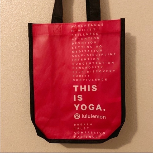 (2) NEW LULULEMON Recycle Bags - Picture 2 of 3